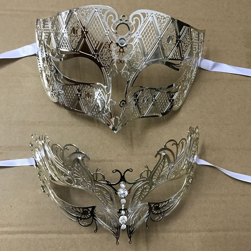 Luxury Silver Men Women Lovers - مراجعة Black Face Mask Pack وسعره